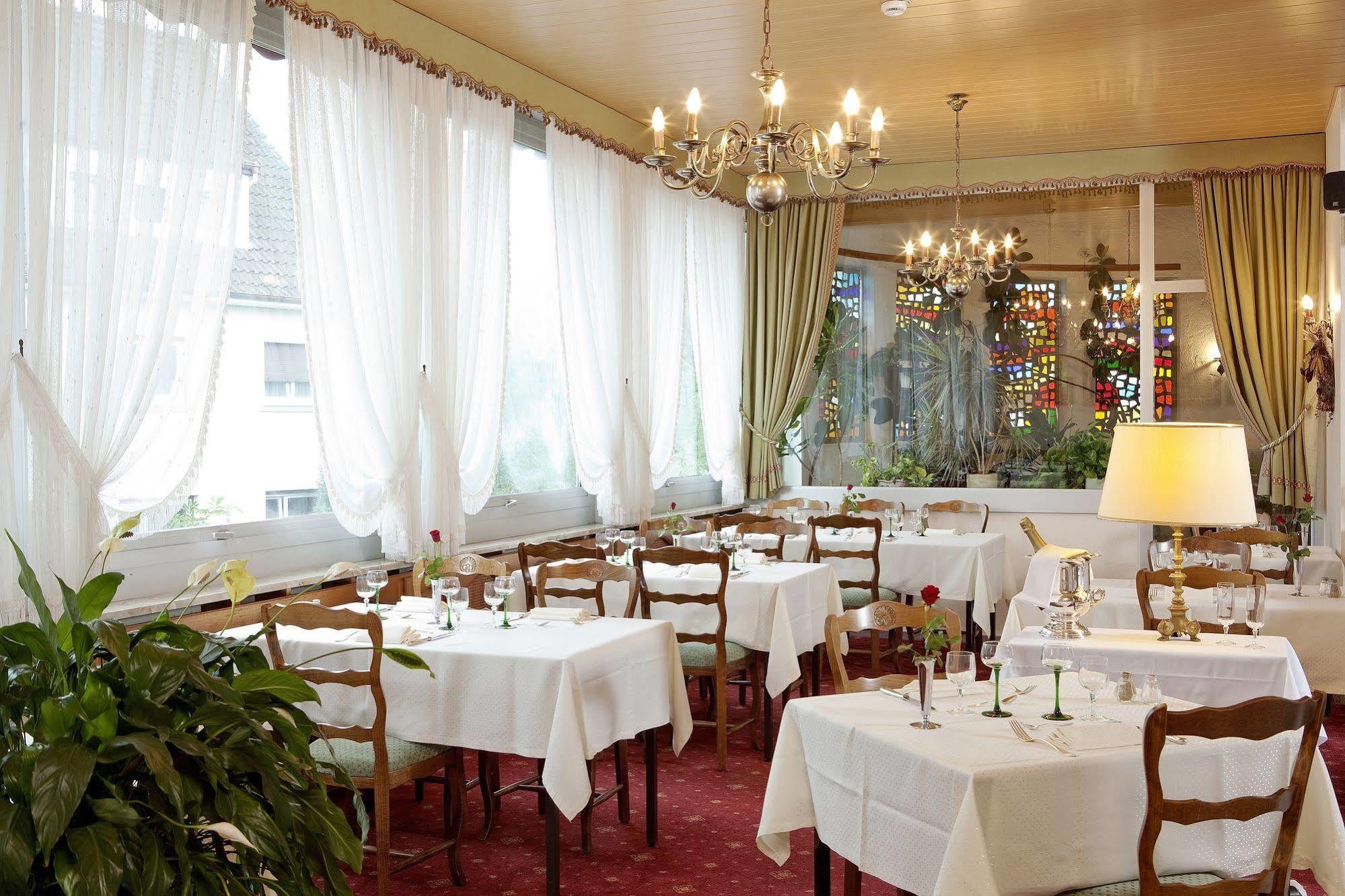 Logis Hotel-Restaurant De La Poste Urmatt Eksteriør billede